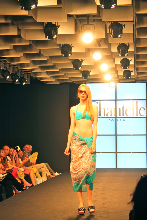 Mare d'Amare 2013 - 2 Fashion Sisters - fashion show - Chantelle