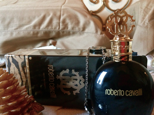 Roberto Cavalli Nero Assoluto, parfum, beauty, 2 fashion sisters