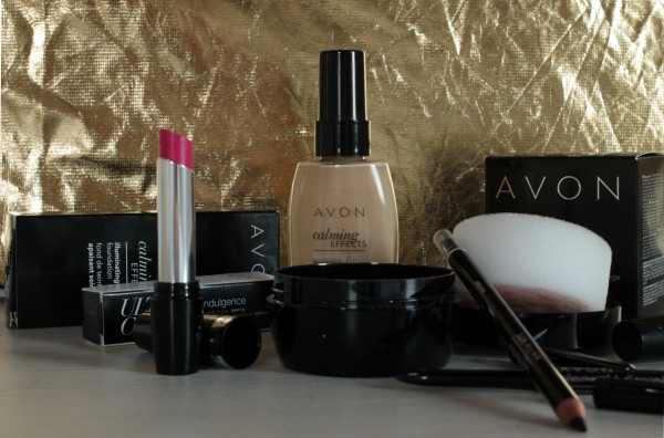 avon cosmetici, 2 fashion sisters, glamour, beauty reporter