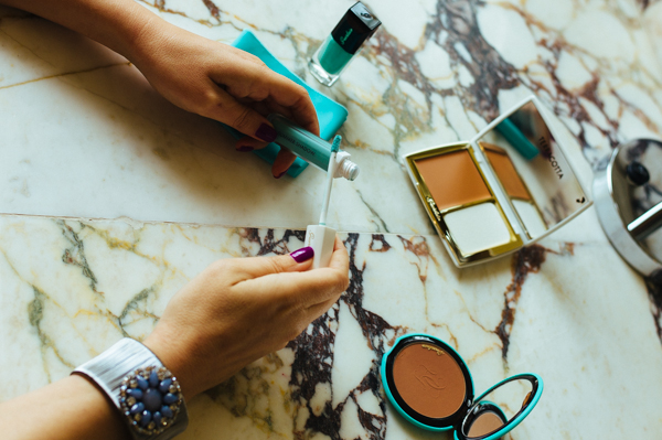 Guerlain, 2015 summer collection by Terracotta, 2 fashio sisters