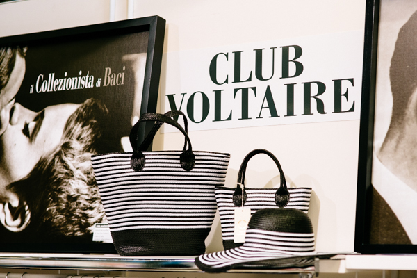 club voltaire, 2 fashion sisters